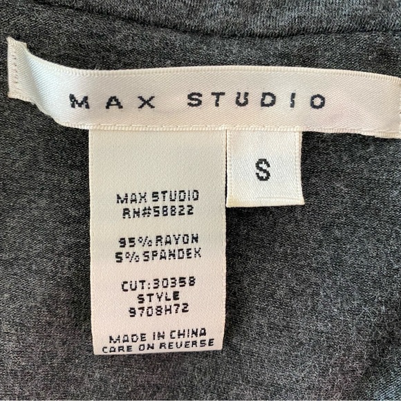 NWOT Pretty Max Studio Grey Off the Shoulder Feminine Top - Picture 9 of 9